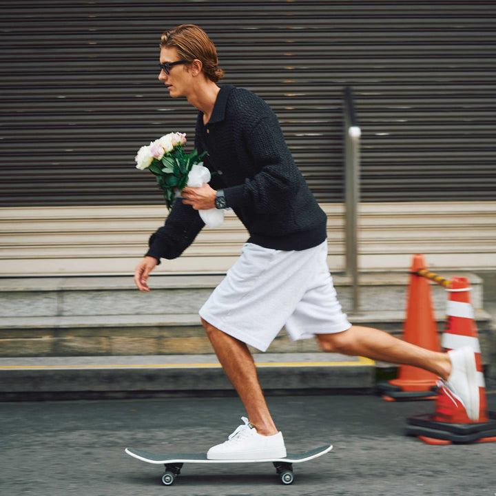 GSC「05 SWEATSHORT」モデル着用　グレー