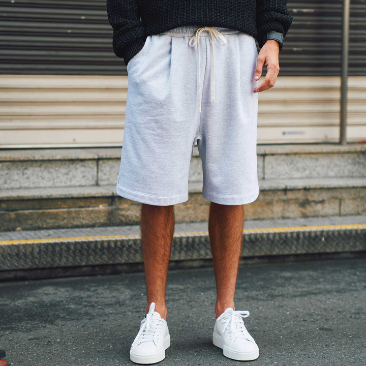 GSC「05 SWEATSHORT」モデル着用　フロント