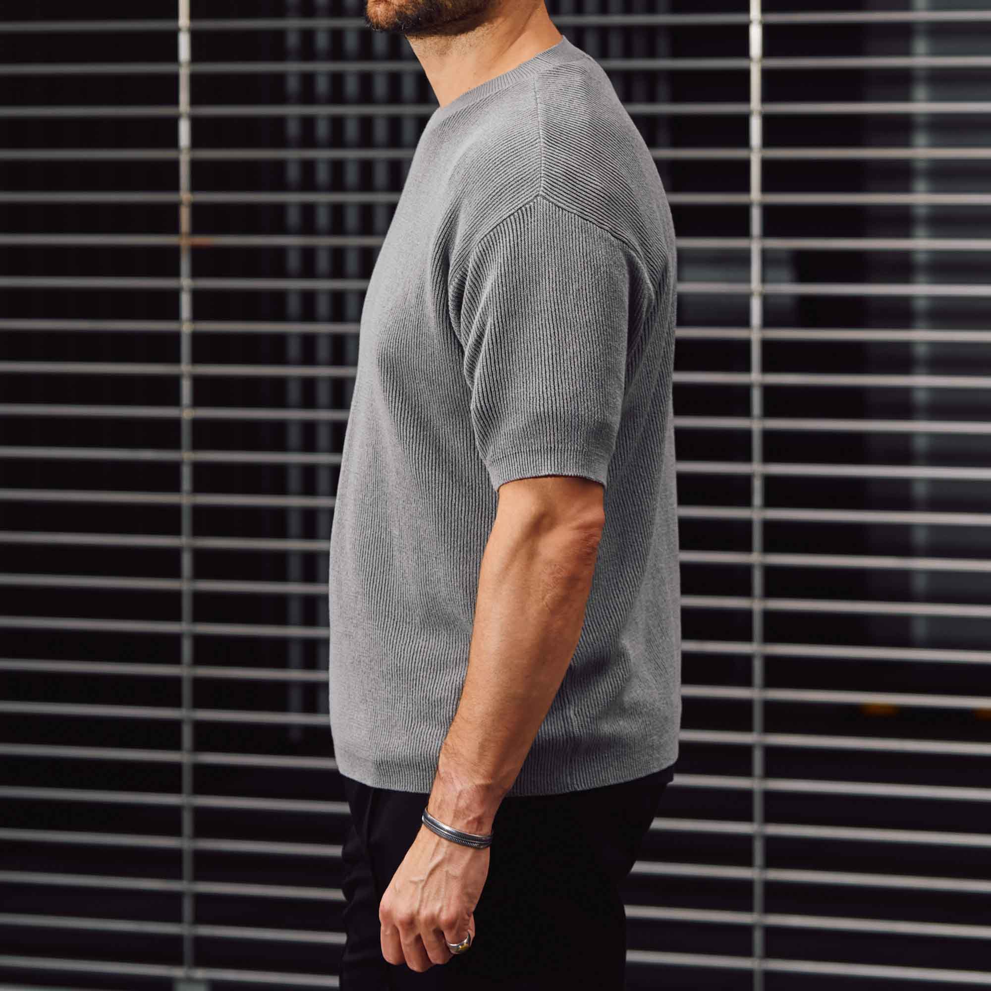 都会派モダンニット「DRY WOOSTER TEE」 – GENTLEMAN PROJECTS