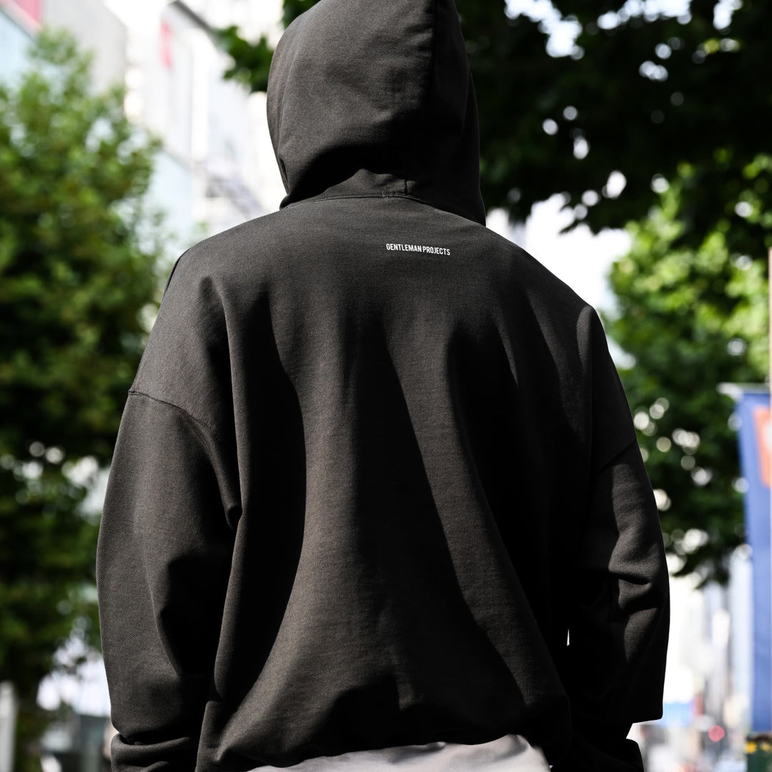Jet black short-length BIG hoodie "Gary Noir"