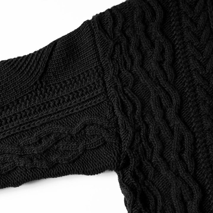 モダンケーブルニット「CROWN(クラウン)」ブラック　ディテールカット