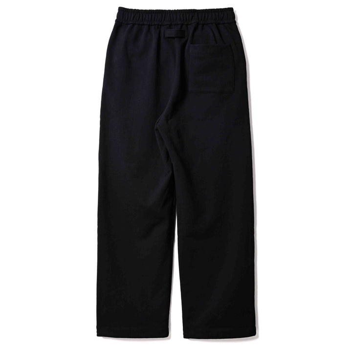 GSC「02 SWEATPANTS」ブラック　バック　物カット