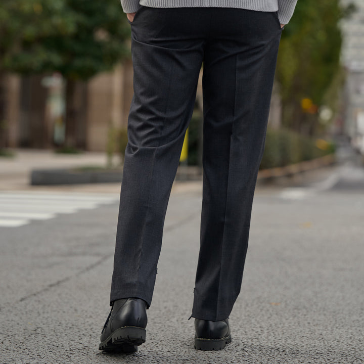 LIBRA ZIPモデル着用カット