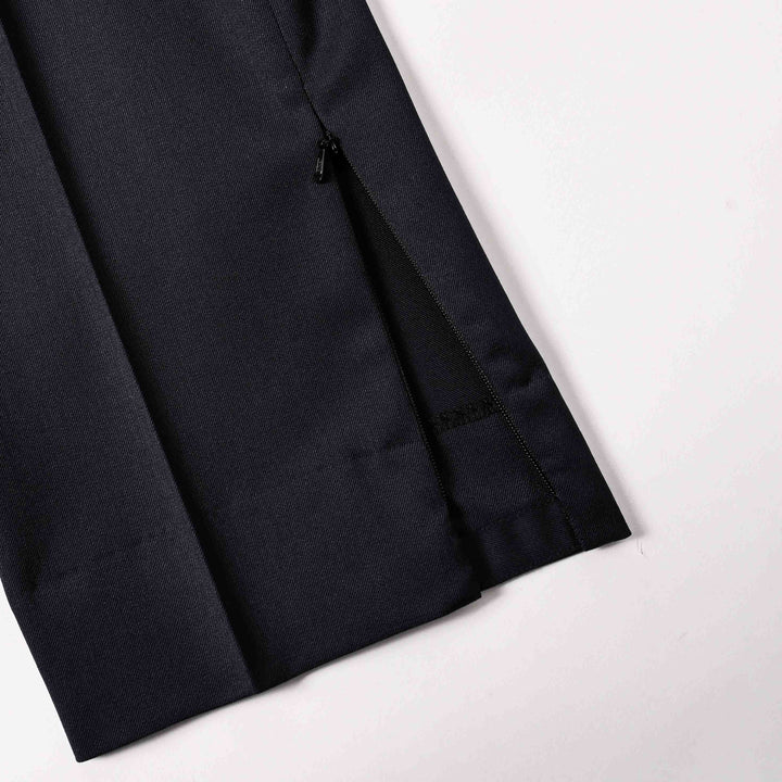 LIBRA ZIP裾ディテールカット