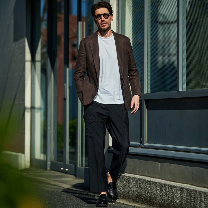 カーゴスラックス「LIBRA CARGO No.4(リブラ カーゴ No.4)」ブラック　着用モデル