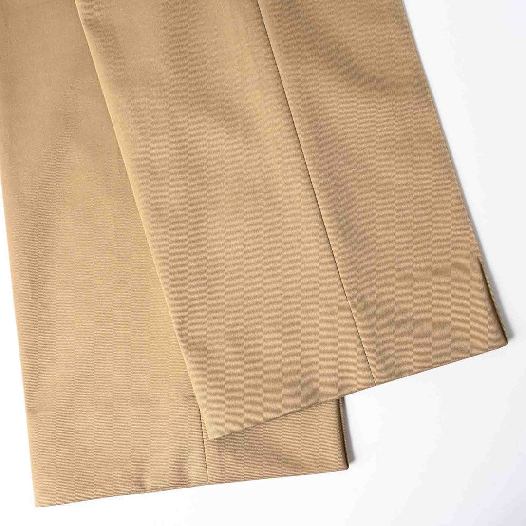 チノトラウザーズ「SAVVY(サヴィー)」裾　ディテールカット