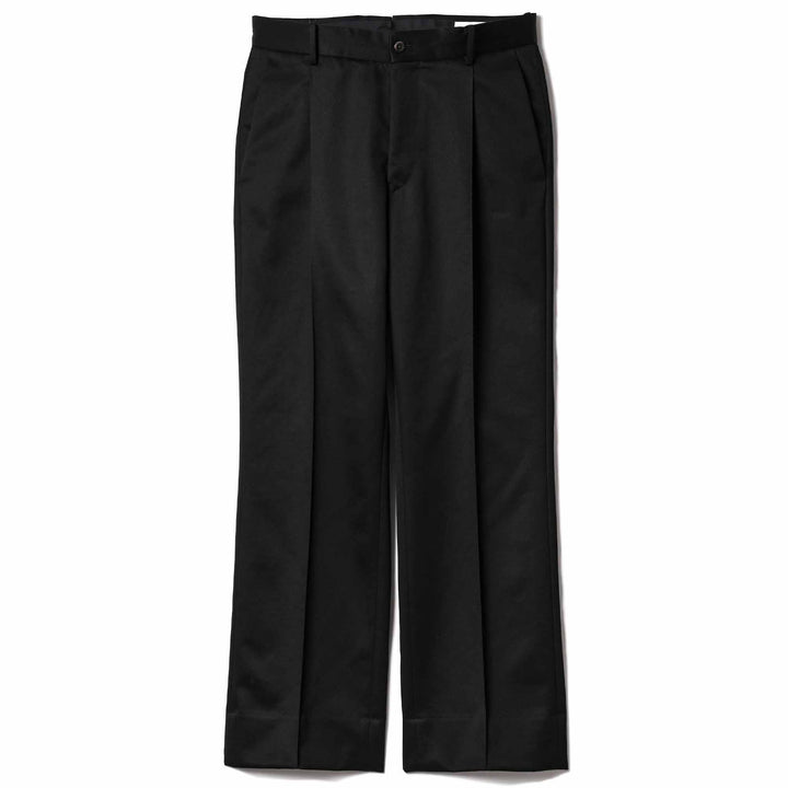 チノトラウザーズ「SAVVY(サヴィー)」着用モデルカット