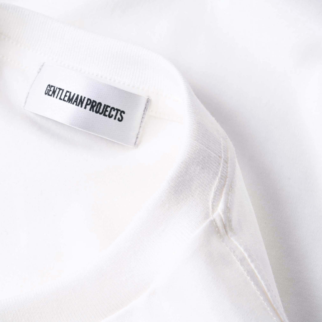 THE LEO　首元ディテールカット