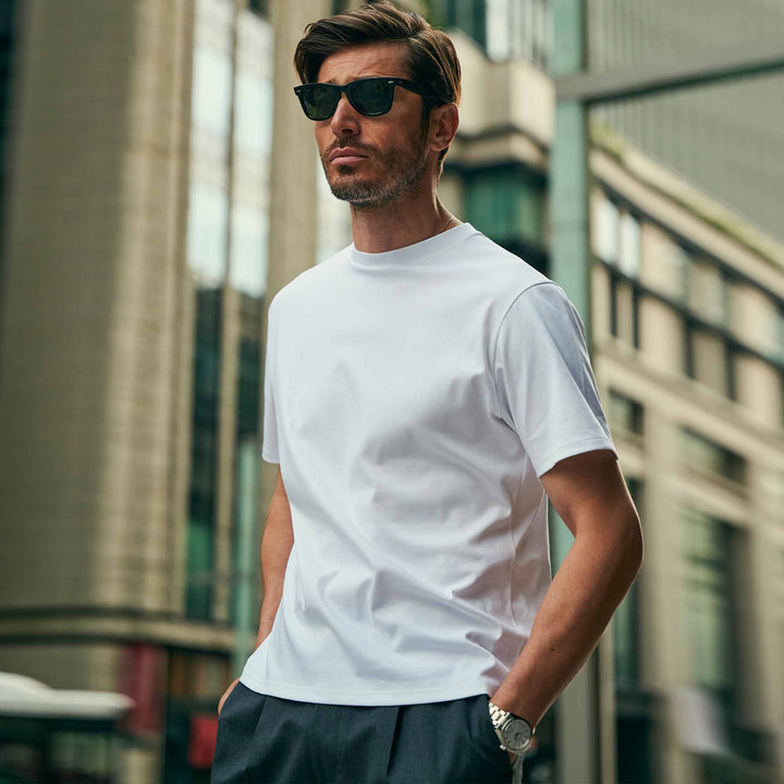 THE LEO モデル着用カット