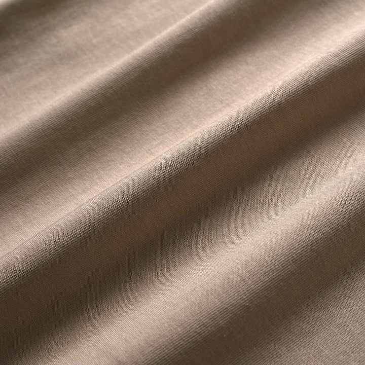 チェストカーブネックTシャツ「ZEFIRO(ぜフィーロ)」