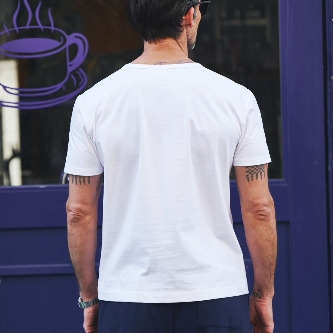 チェストカーブネックTシャツ「ZEFIRO(ぜフィーロ)」