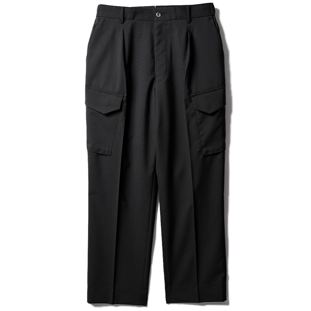 カーゴスラックス「LIBRA CARGO No.4(リブラ カーゴ No.4)」ブラック　フロント　物カット