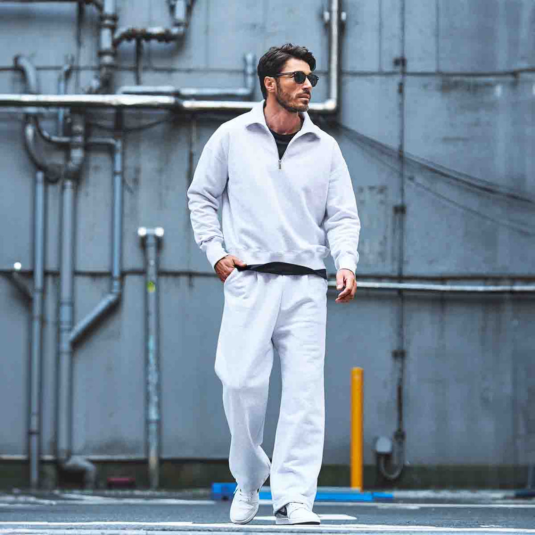 GSC「02 SWEATPANTS」グレー　モデル着用
