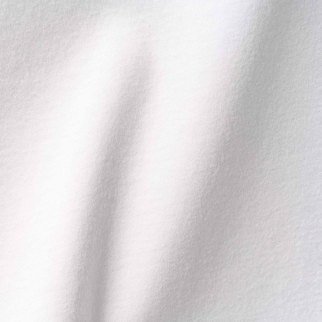 ドレスTシャツ「LEO SNUG」生地寄り　ディテールカット