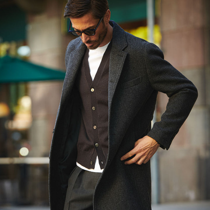 ドレスロンT「THE LEO“LONG SLEEVE”(ザ レオ ロングスリーブ)」着用　モデル