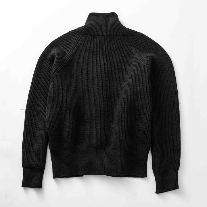 ショート丈ニットブルゾン「K-9(ケーナイン)」ブラック　バック　物カット