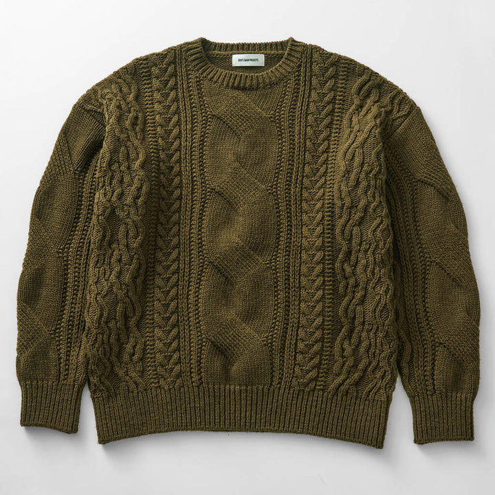 モダンケーブルニット「CROWN(クラウン)」オリーブ　フロント　物カット