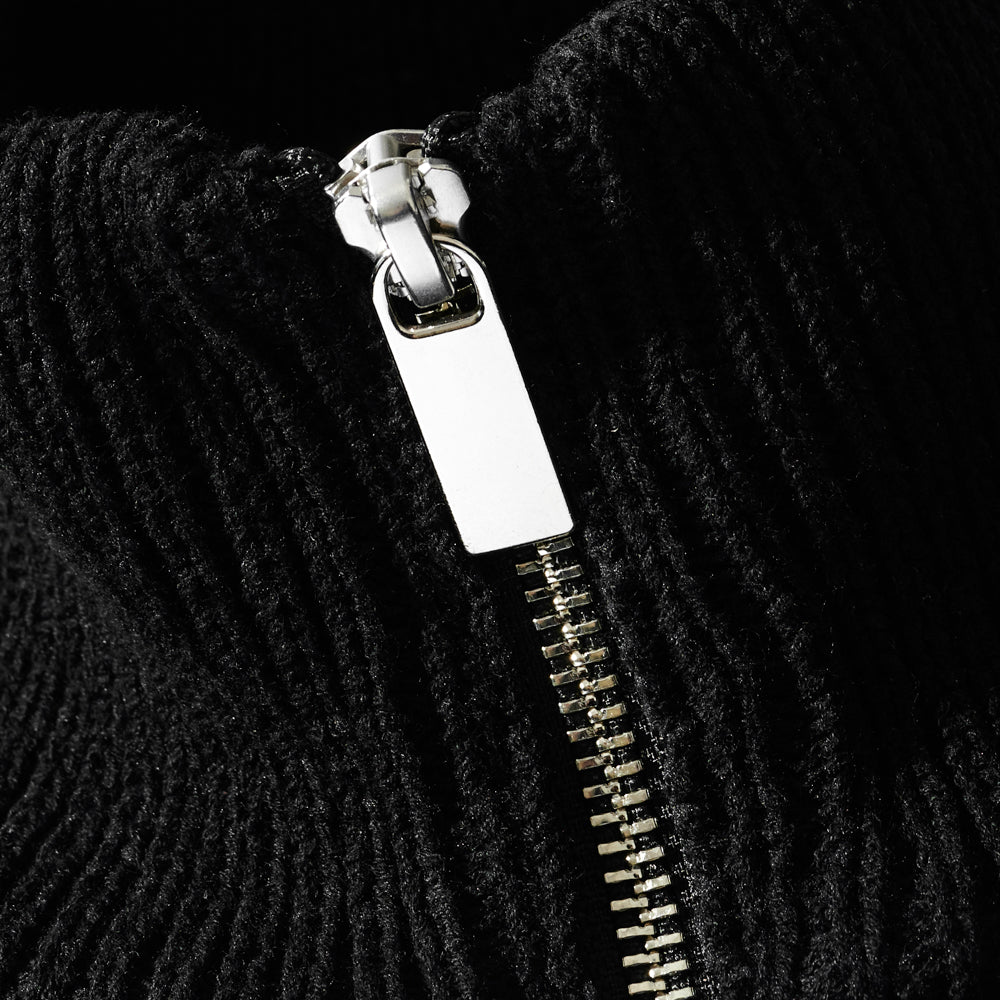 俺たち”の都会派モダンニット「THE WOOSTER DRIVERS KNIT(ザ